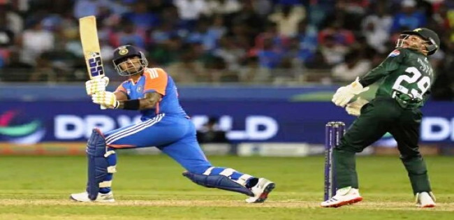 পাকিস্তানকে উড়িয়ে সুপার ফোরে ভারত