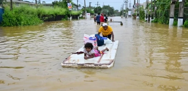 বন্যার কারণে শ্রীলঙ্কায় জরুরি অবস্থা জারি