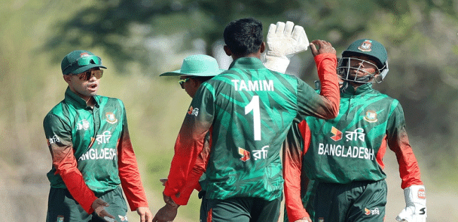 সুপার সিক্সে বাংলাদেশ  যুক্তরাষ্ট্রকে উড়িয়ে