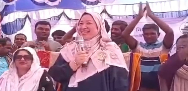 নির্বাচনী প্রচারে  ওয়াং লীনা : ভোটারদের মাঝে ব্যাপক সাড়া
