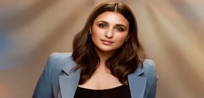 সহ অভিনেতার প্রেমে মশগুল পরিণীতি