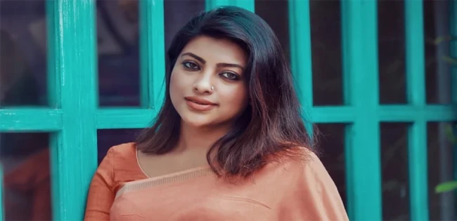 মৌ  দুই ধারাবাহিকে