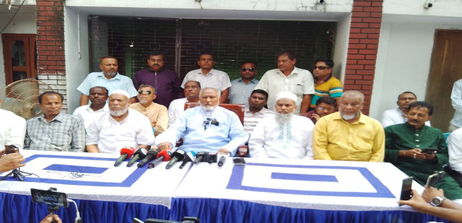 শহীদ জিয়ার শাহাদাত বার্ষিকীর অনুষ্ঠানে বিএনপি নেতার বক্তব্য ঘিরে বিতর্ক, দলীয় নেতাকর্মীদের মধ্যে ক্ষোভ
