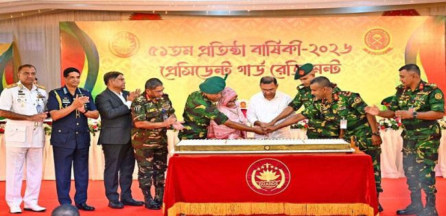 সরকার প্রধানকে জনগণ থেকে দূরে ঠেলে দিবনে না