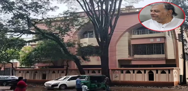 মাজারের জায়গা দখল, দানের টাকায় খাদেমের বিলাসবহুল বাড়ি!