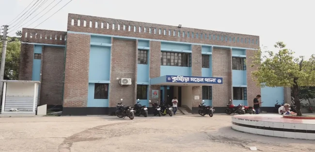প্রেমের ফাঁদে ফেলে ছাত্রাবাসে আটকে ধর্ষণের অভিযোগ, অভিযুক্ত গ্রেপ্তার